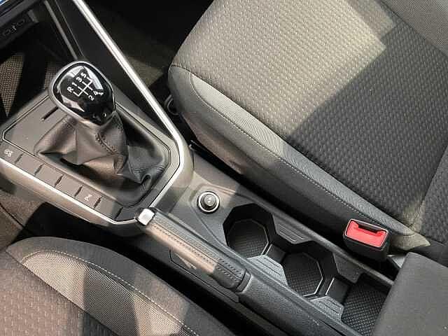 Volkswagen Polo 6ª serie 1.0TSI 95CV Life - NEOPATENTATI -