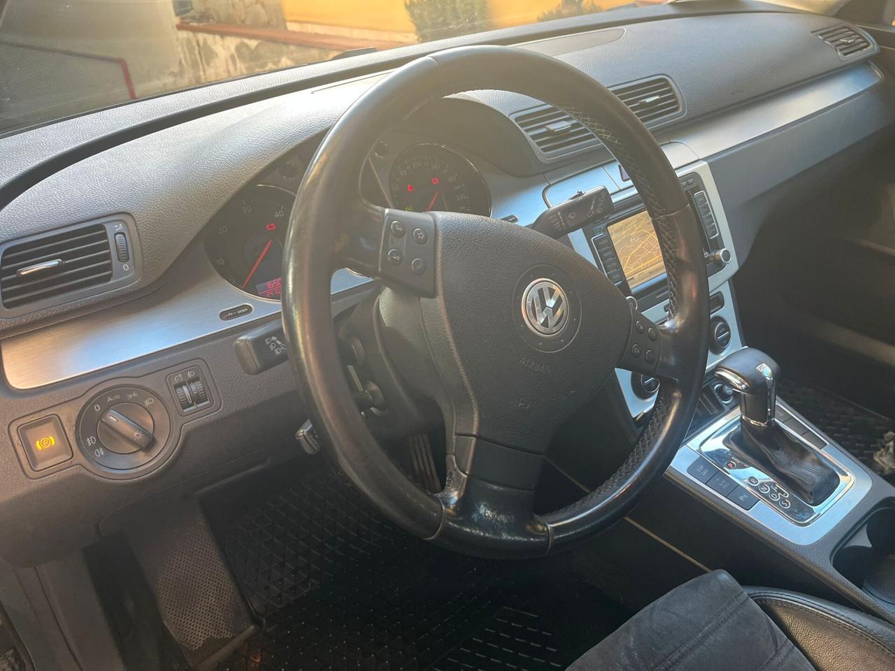 Volkswagen Passat 2.0 TDI 170CV DPF Var. DSG High. TETTO 2008
