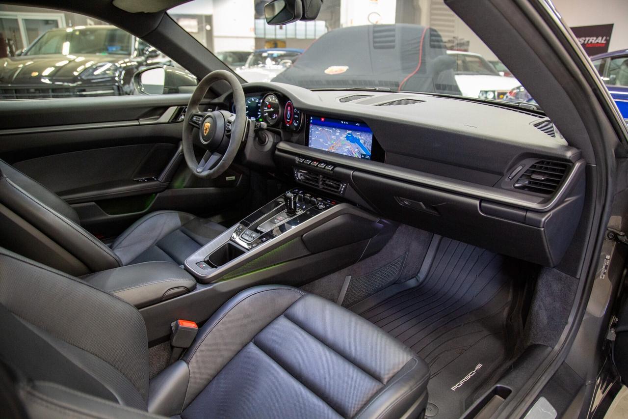 Porsche 911 Carrera IVA, APPROVED
