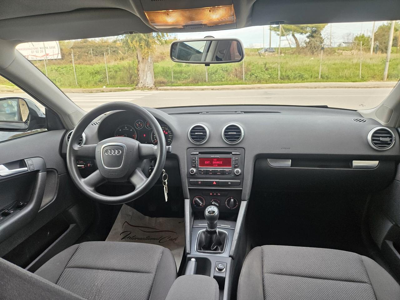 Audi A3 SPB 1.6 TDI 90 CV Attraction