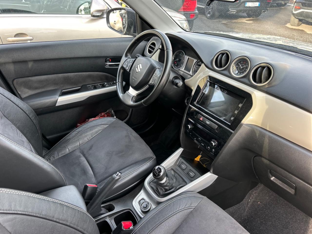 Suzuki Vitara 1.6 DDiS 4WD AllGrip V-Top