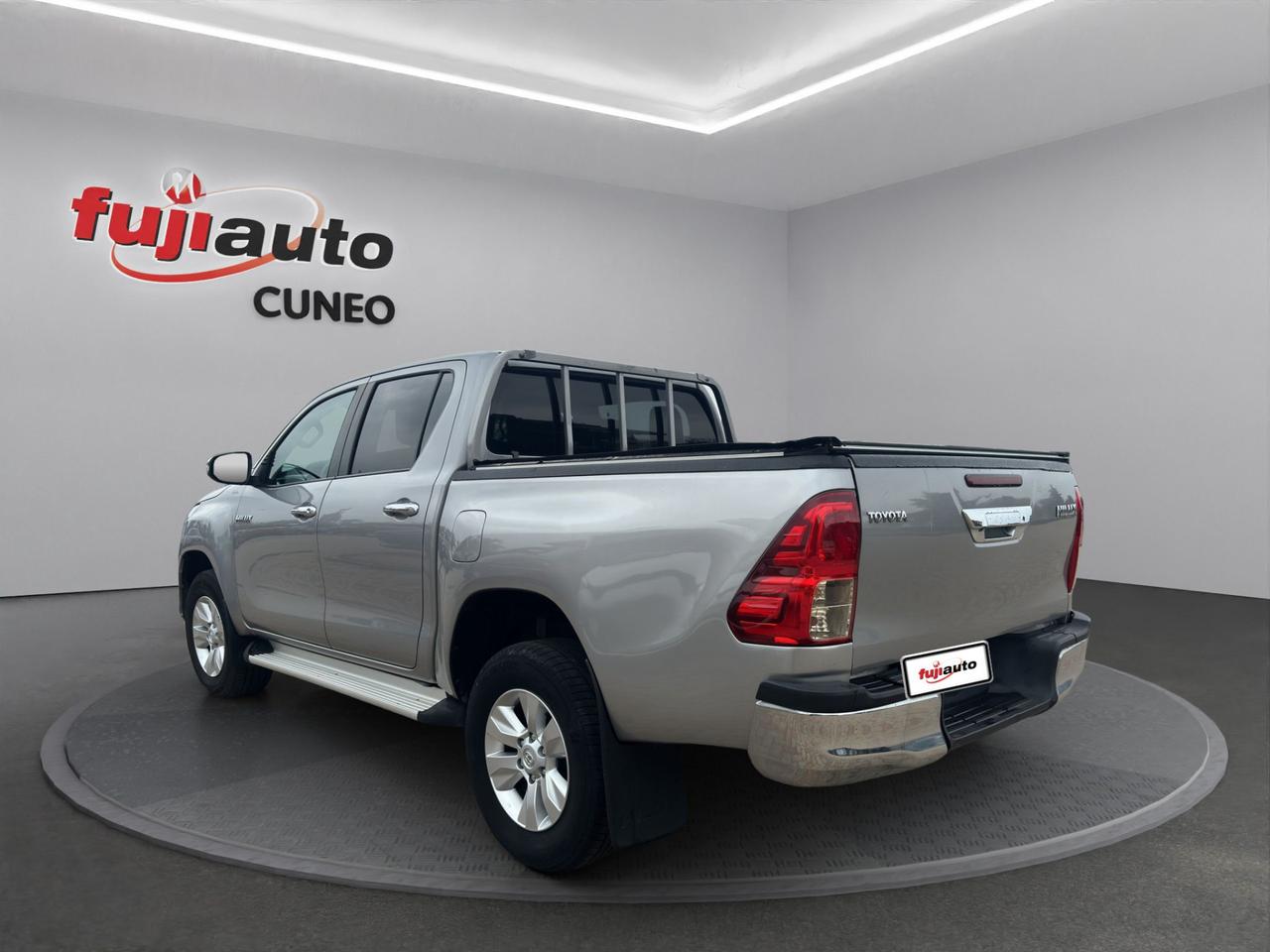 Toyota Hilux 2.4 d-4d double cab Lounge 4wd