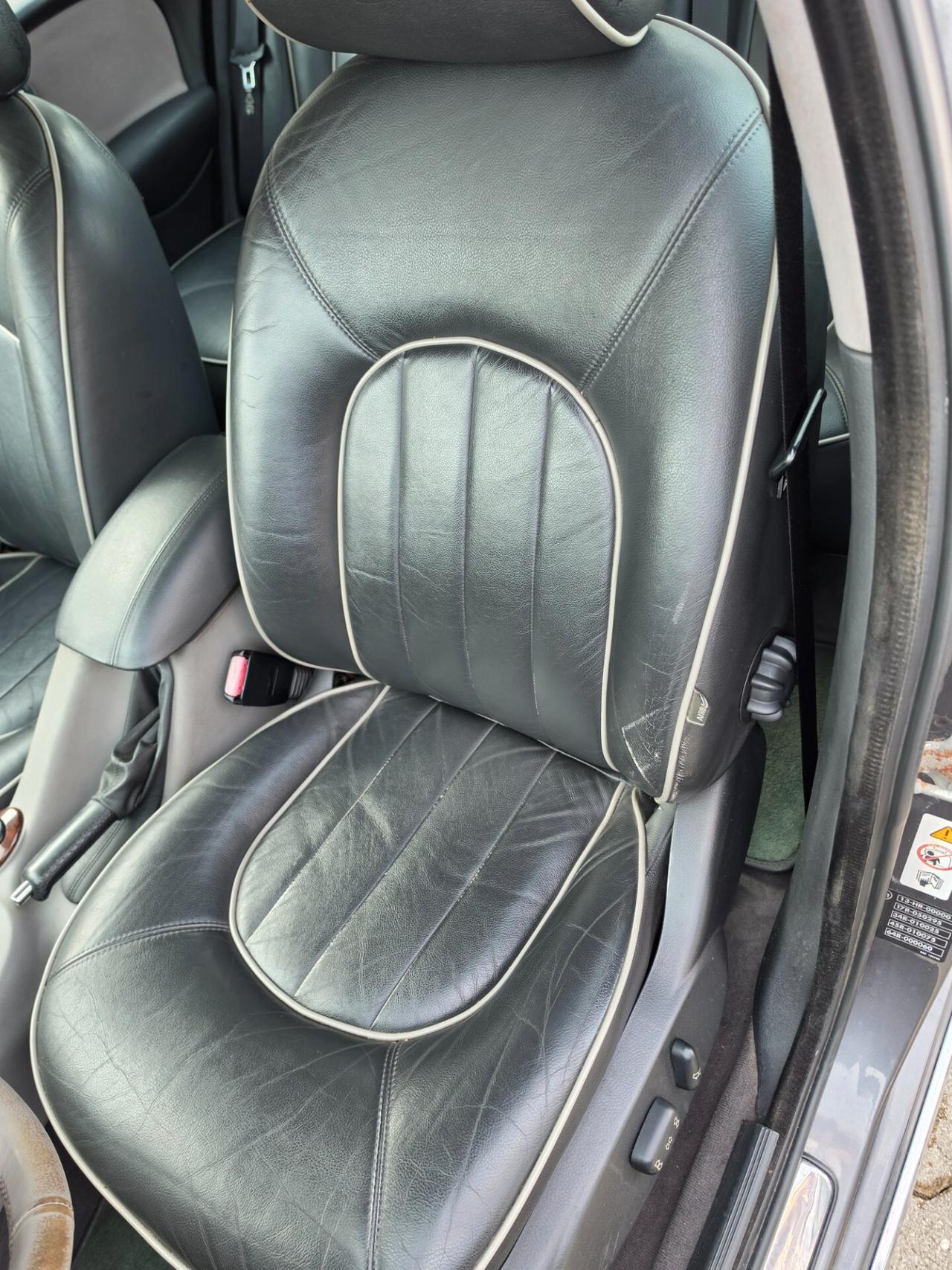 Rover 75 2.5i V6 24V cat Connoisseur
