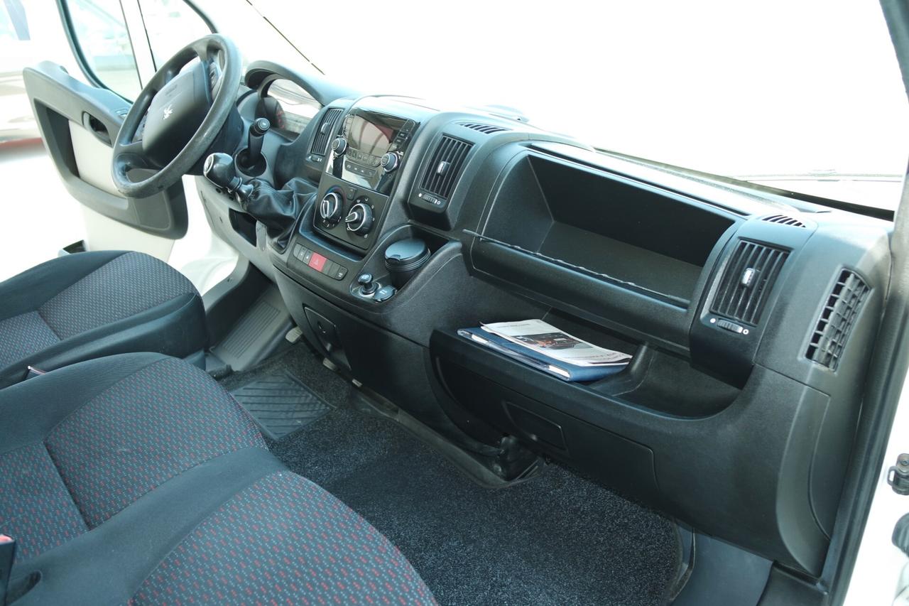 Peugeot Boxer 333 2.0 BlueHDi 130CV PC-TN Furgone