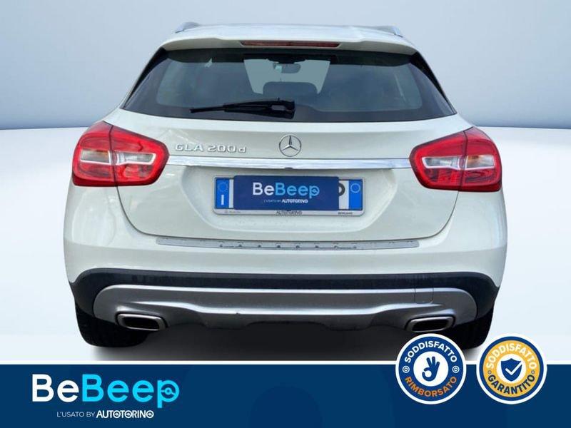 Mercedes-Benz GLA 200 D SPORT AUTO