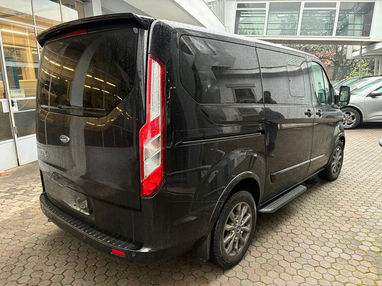 Ford Tourneo Custom 320 2.0 Tdci Mhev 185cv