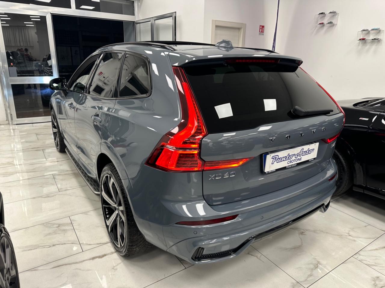 Volvo XC 60 XC60 B4 (d) AWD Geartronic R-design