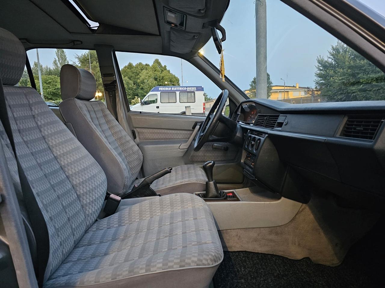 Mercedes-benz 190D 2.5 90cv*Fascionato*Tetto*Pochi Km*