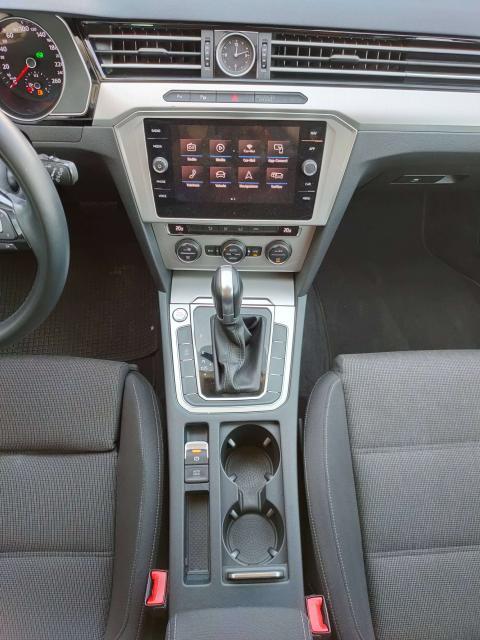 Volkswagen Passat Variant 2.0 tdi 150cv Business DSG, Navi, Cruise Adattivo