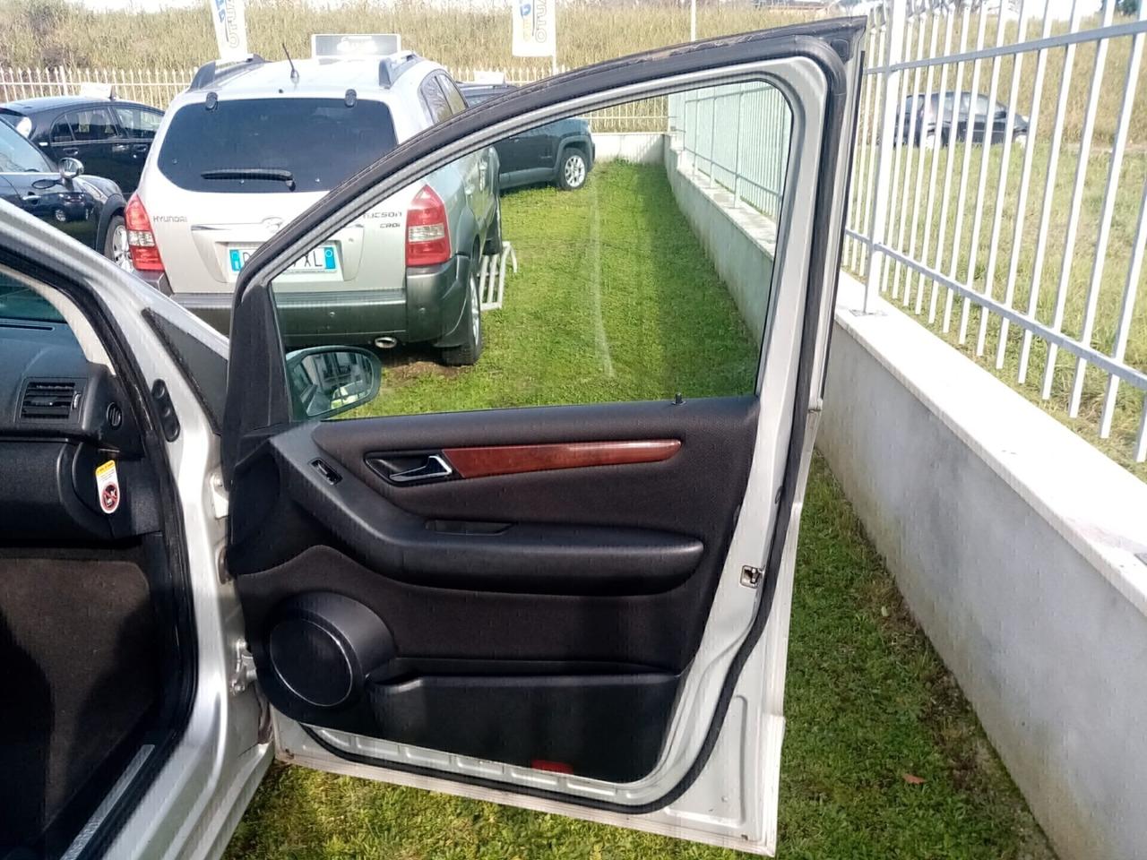 MERCEDES CLASSE A 180 CDI AVANTGARDE EDITION 10