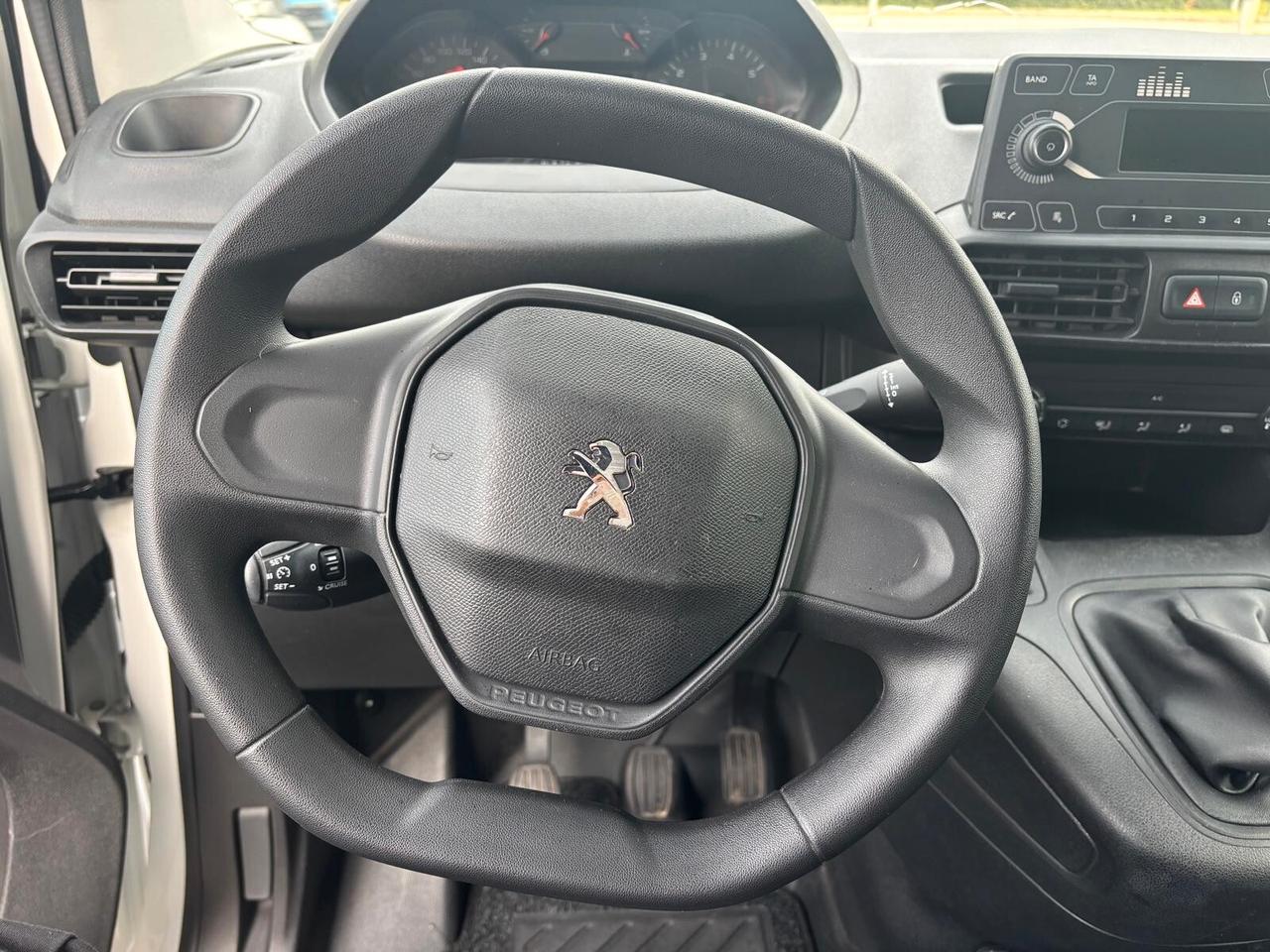 Peugeot Partner 1.5 102 cv anno 2021 con 92000 km