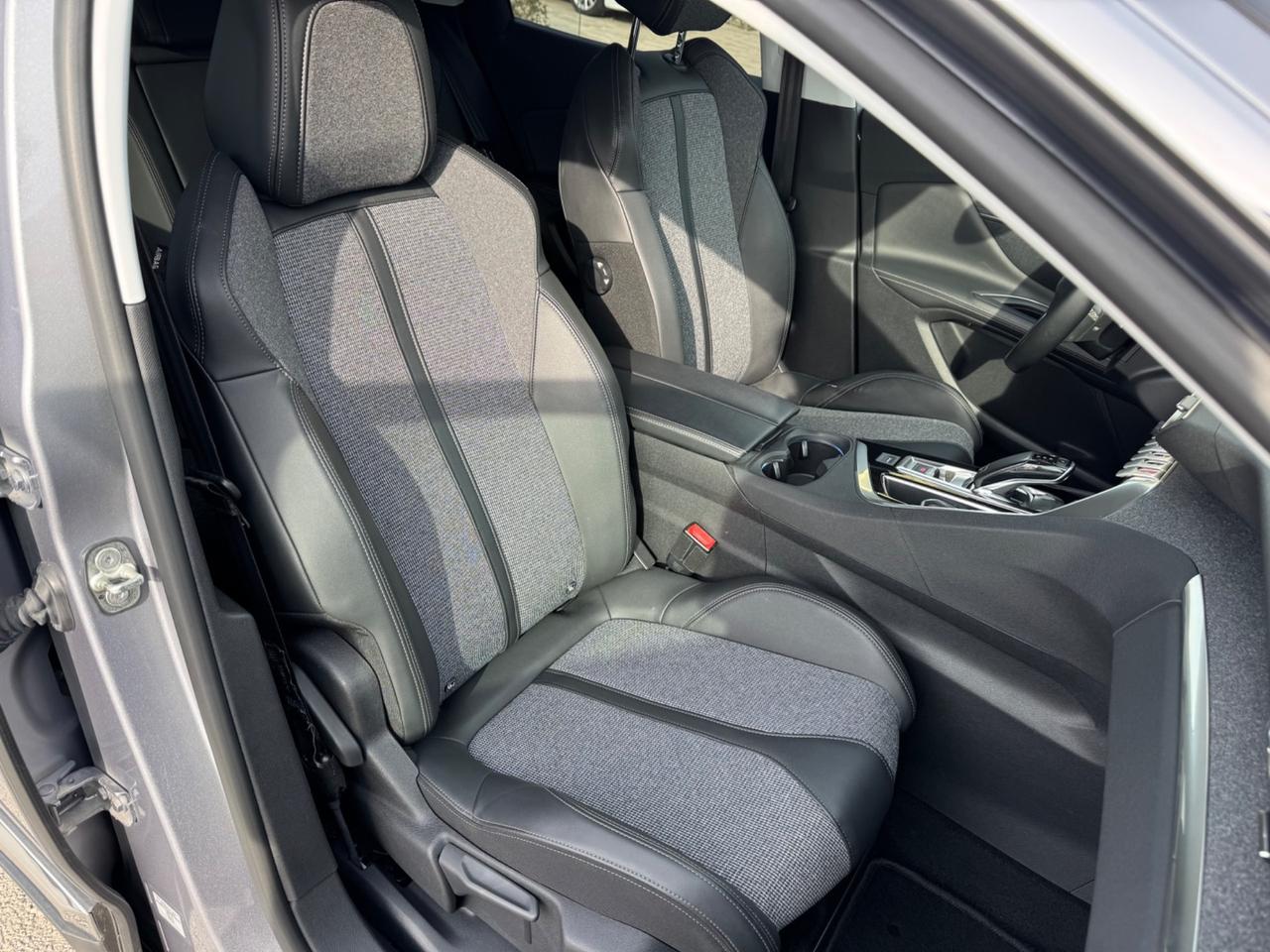 Peugeot 3008 BlueHDi 130 S&S EAT8 GT Line, GARANZIA POSSIBILE FINO A 24 MESI, CATENA E TAGLIANDO ESEGUITI