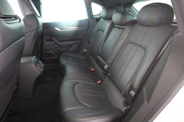 MASERATI Levante Levante 330 CV MHEV AWD GT