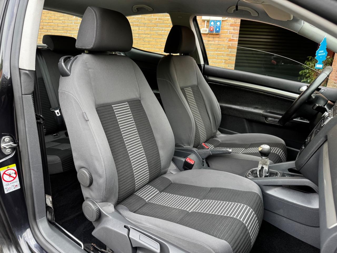 Volkswagen Golf 1.6 3p. Comfortline