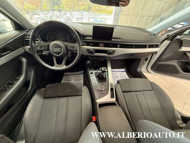 AUDI A4 2.0 TDI 122 CV Business Sport