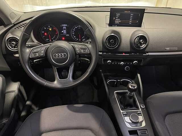Audi A3 SPB 1.6 TDI 116 CV Business