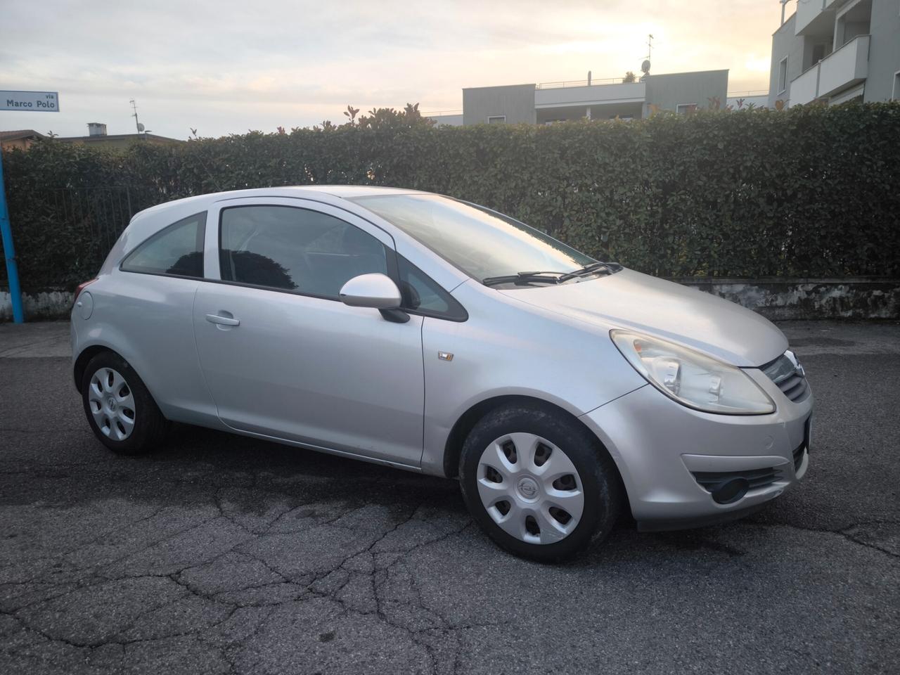 OPEL CORSA 1,2 BENZ- G.P.L.-OK NEOPAT.- KM 110000
