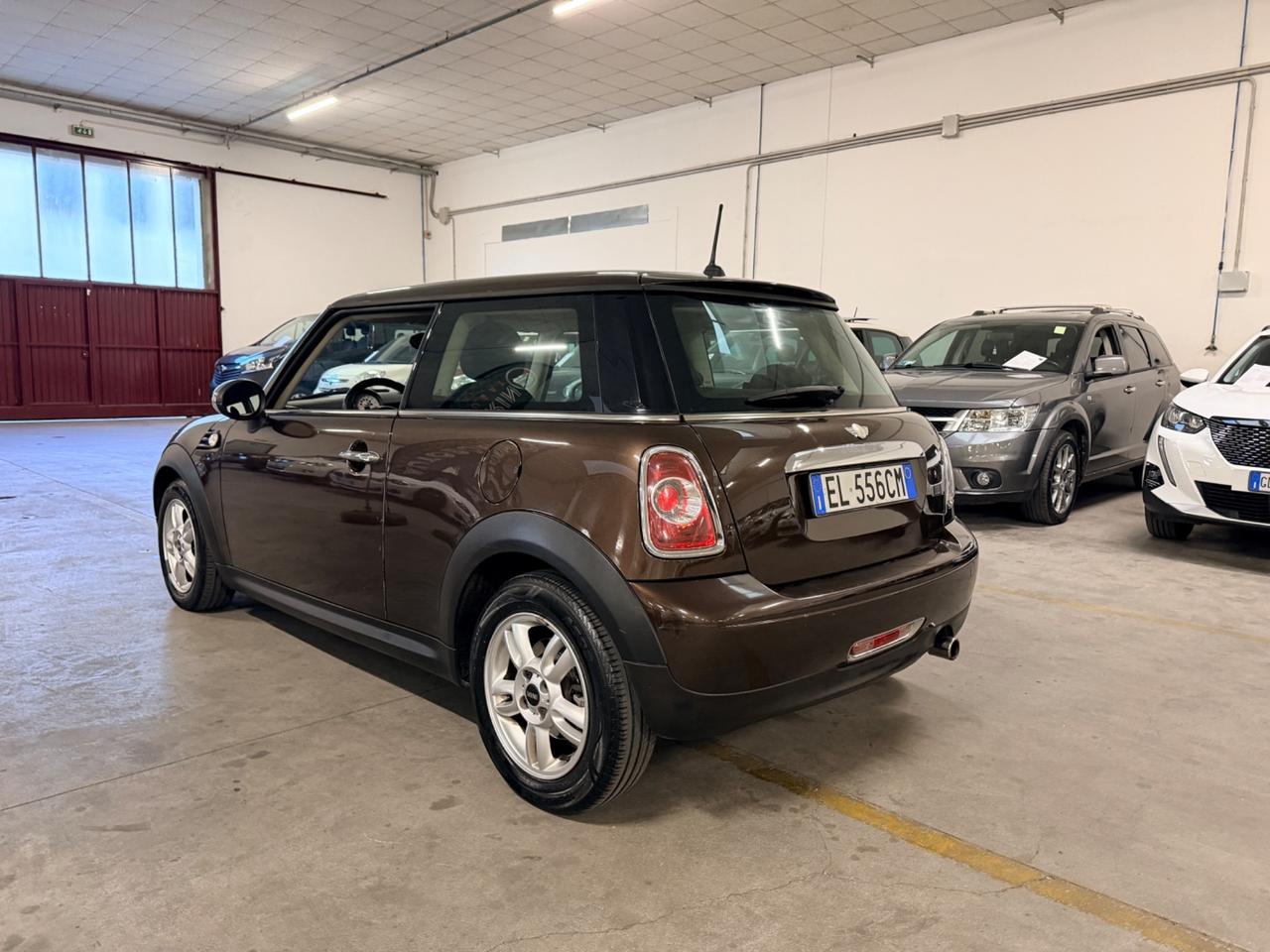 Mini 1.6 16V One (55kW)