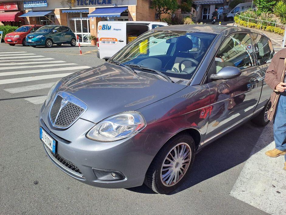 Lancia Ypsilon 1.2 Oro - SOLO KM 50.500!!!!!!!!!!!!!