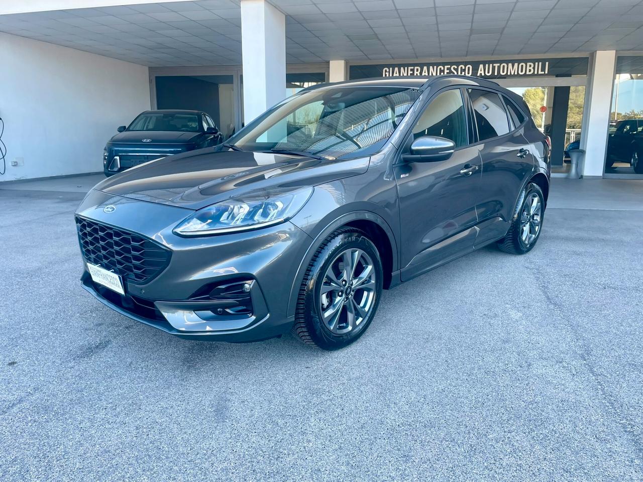 Ford Kuga 2.0 EcoBlue 120 CV A8 ST-Line