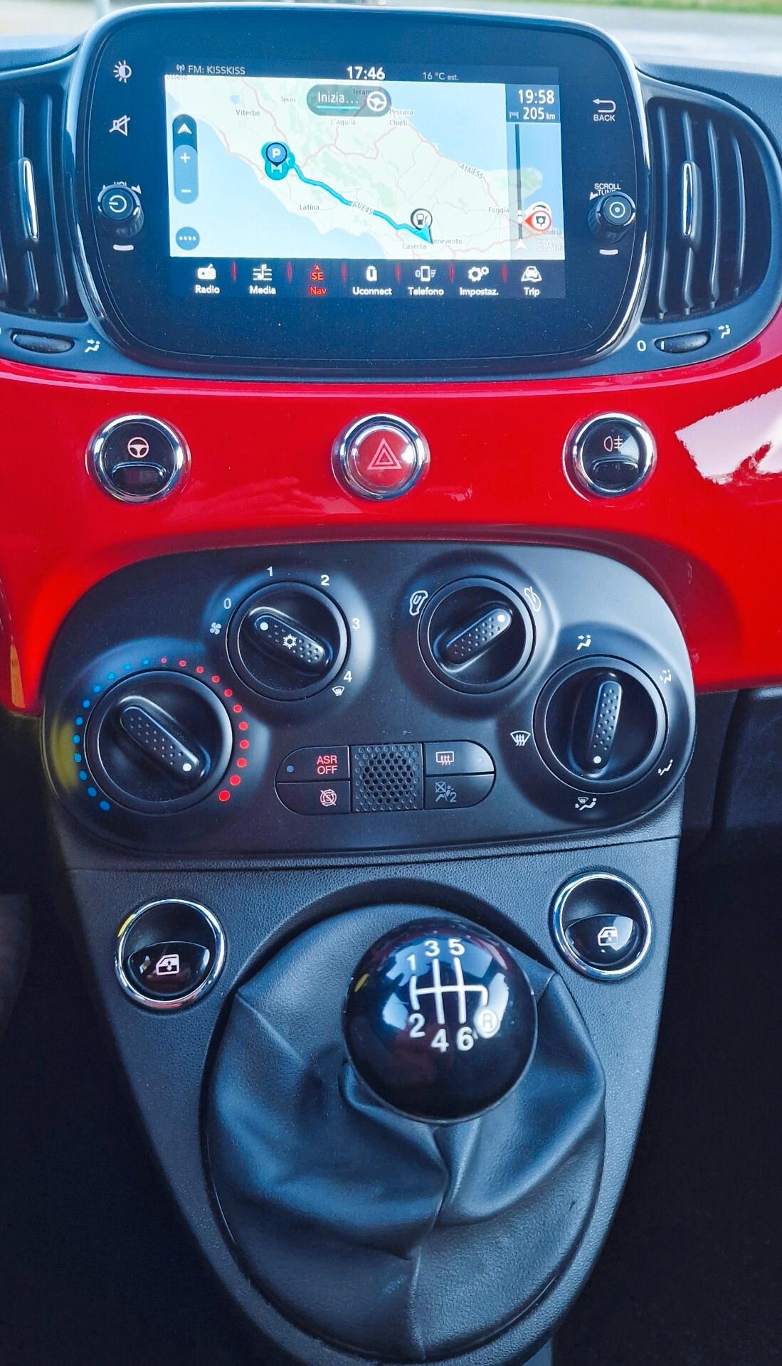 Fiat 500 1.0 Hybrid Red