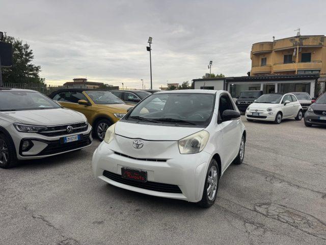 TOYOTA iQ 1.0 Sol