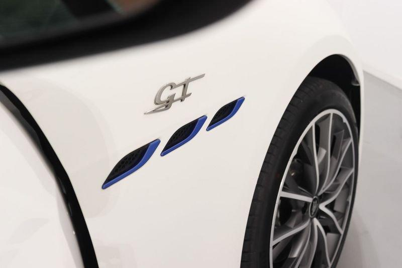 Maserati Ghibli 330 CV MHEV GT Ultima
