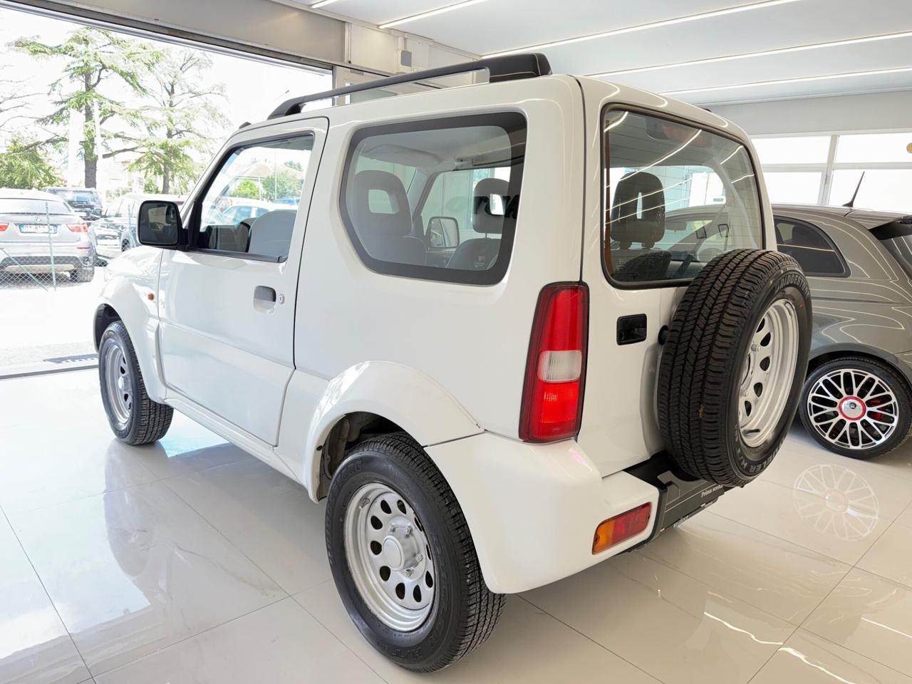 Suzuki Jimny 1.3i 16V cat 4WD JLX