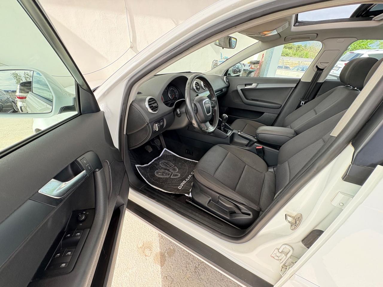 Audi A3 1.9 TDI F.AP. Attraction TETTO APRILE