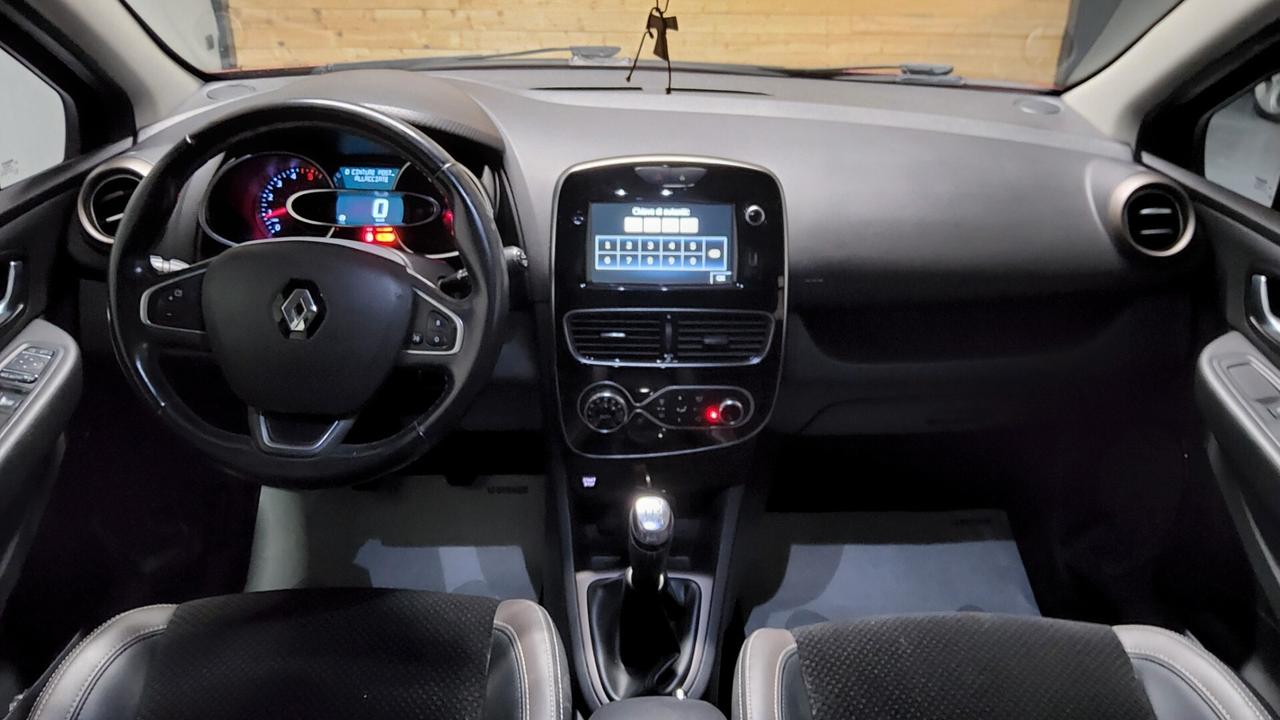 Renault Clio dCi 8V 90CV EDC Start&Stop 5 porte Energy Intens