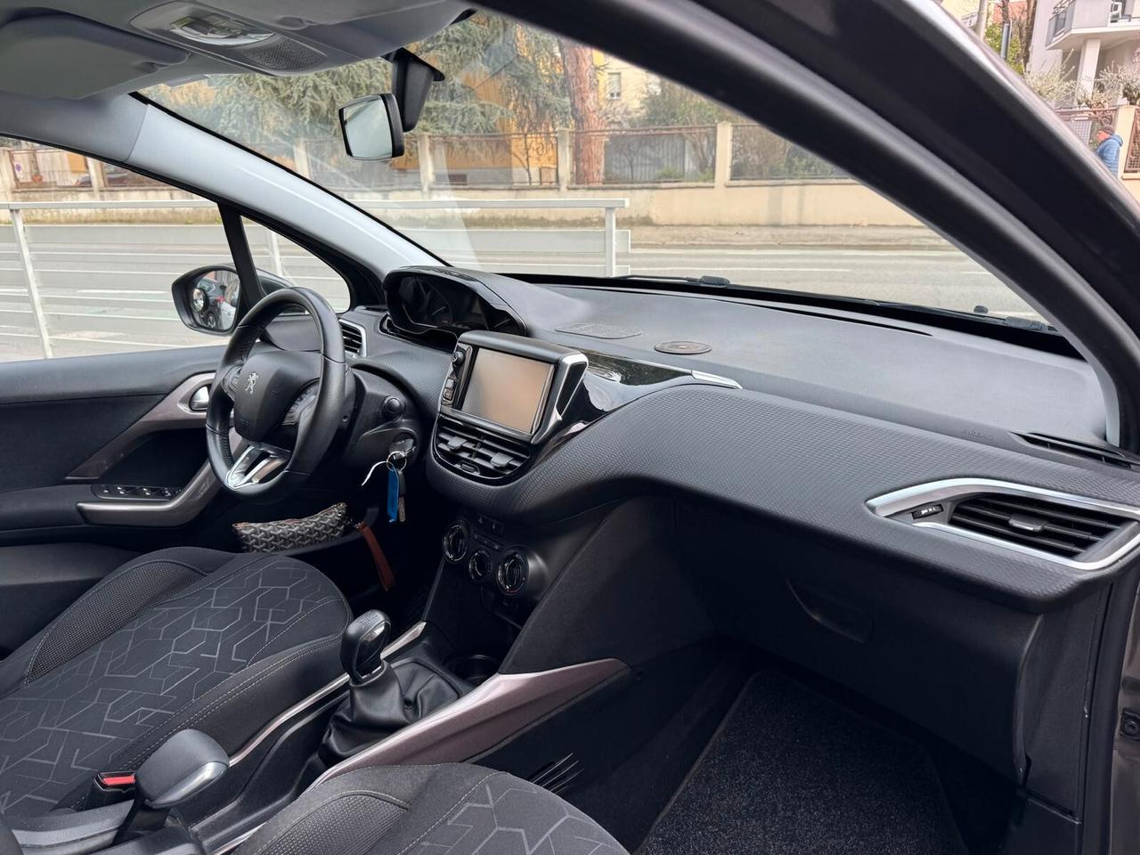 PEUGEOT 2008 PureTech 82 ALLURE GPL NEOPAT