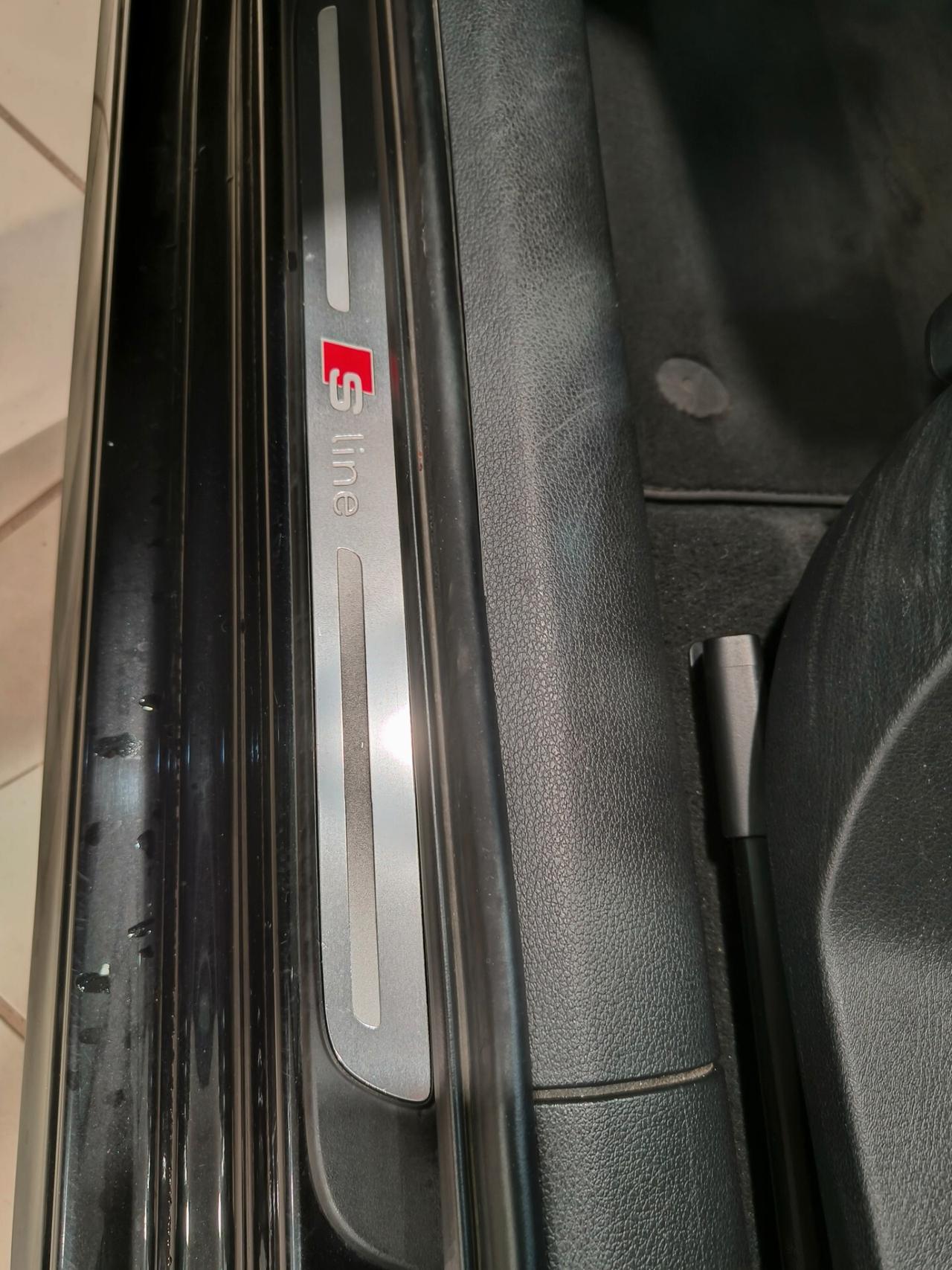 Audi A3 1.6 TDI S LINE S tronic