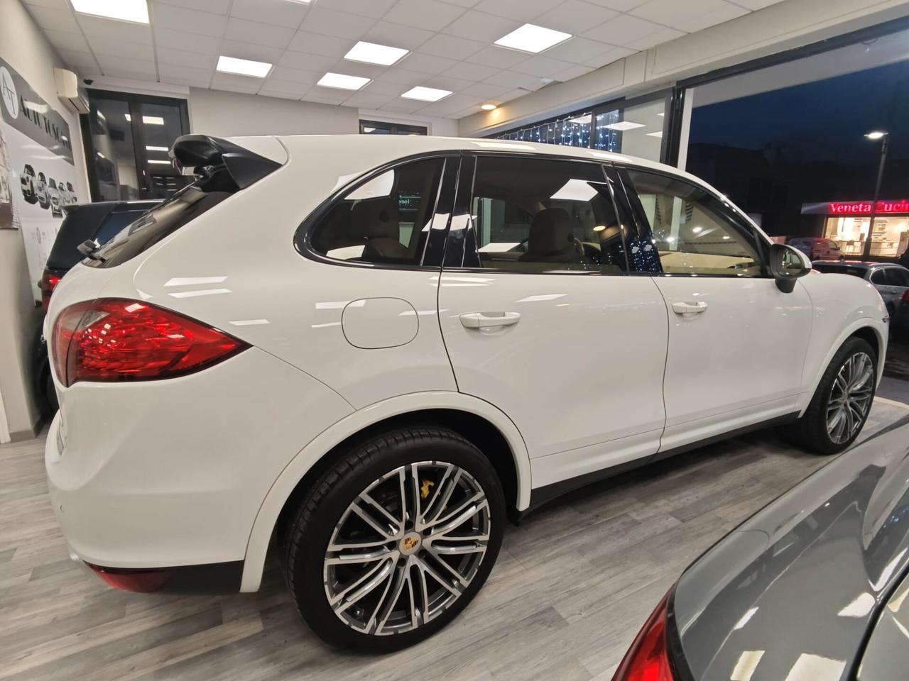 Porsche Cayenne 3.0 Diesel 250CV Platinum Edition