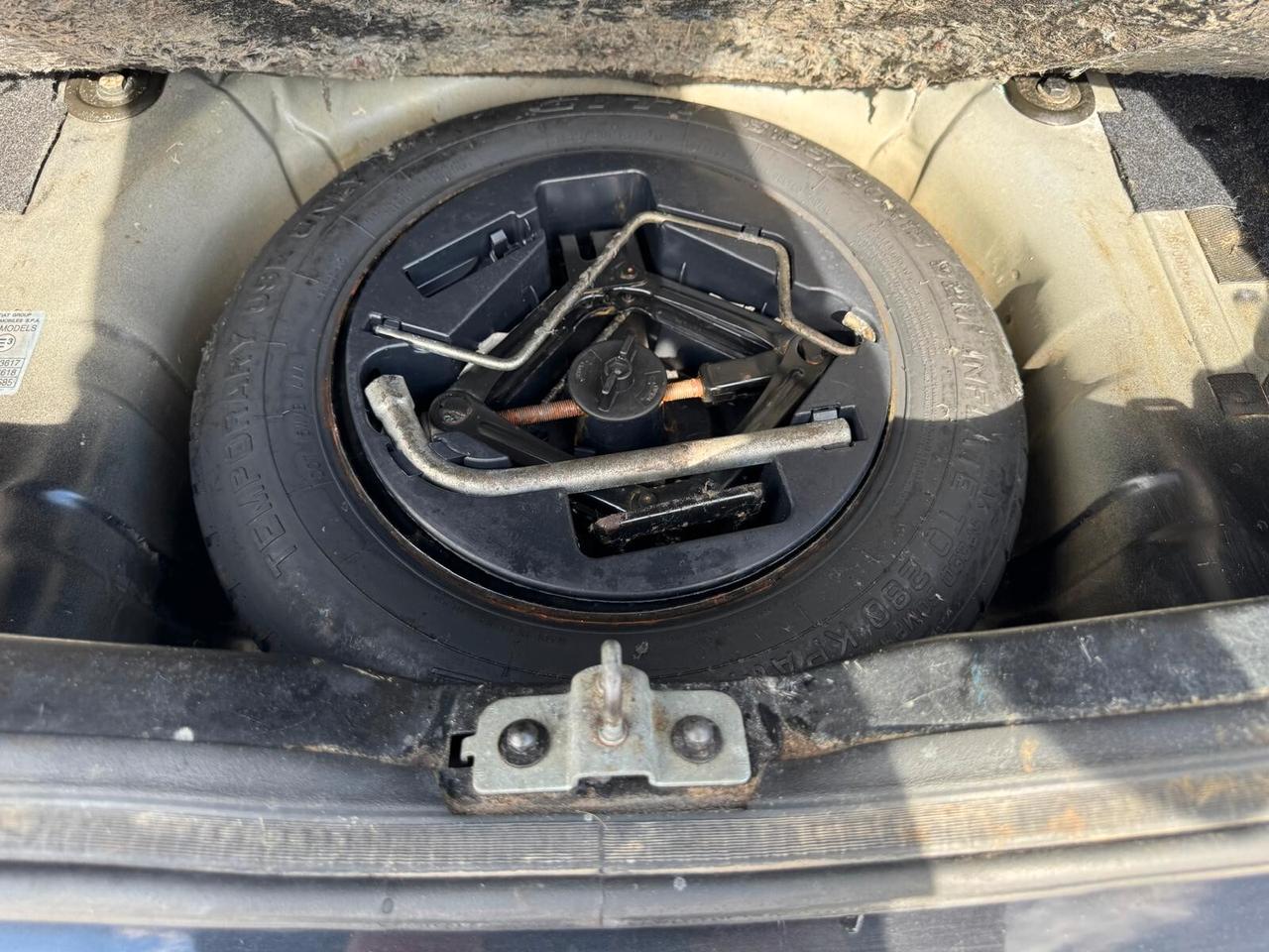 Fiat Panda 1.2 BENZINA NEOPATENTATI 2011