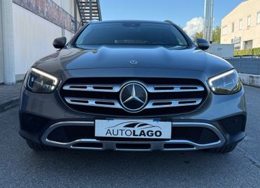 Mercedes-benz E 220 .4Matic Aut.Premium .All-Terrain