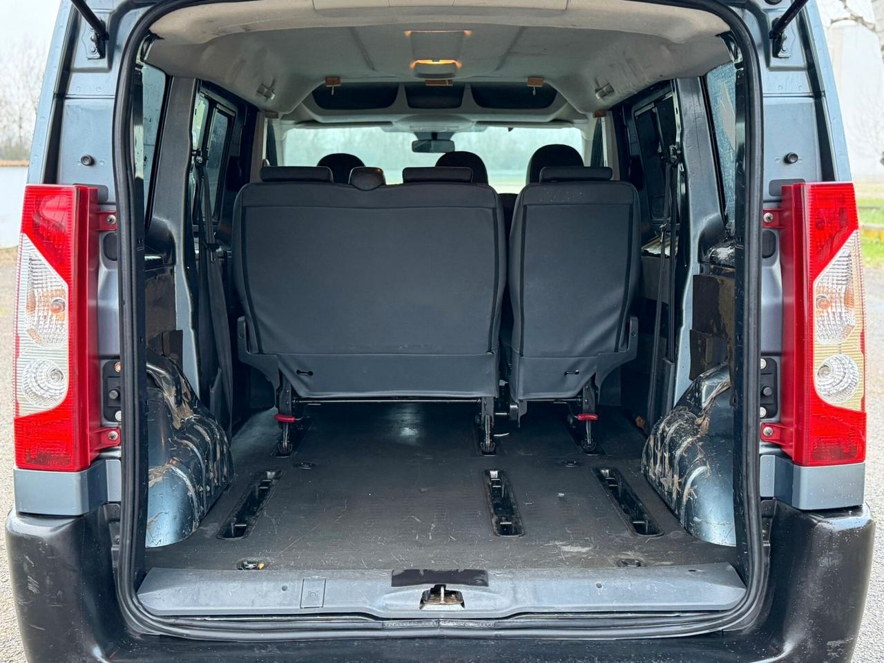 Peugeot Expert Tepee 2.0 HDi 9 POSTI