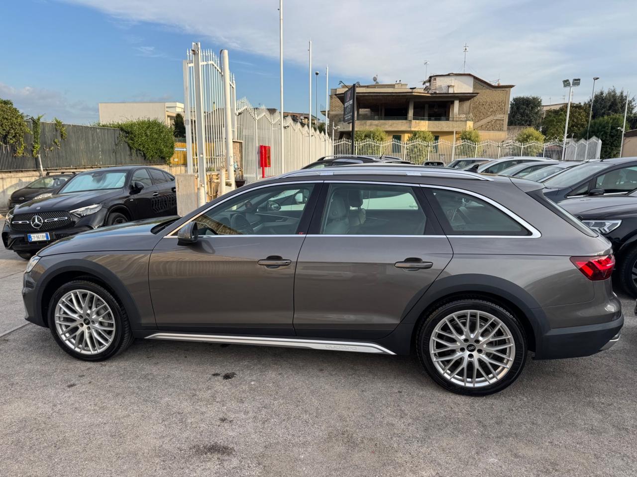 Audi A4 allroad 40 TDI 204 CV QUATTRO Identity Contrast