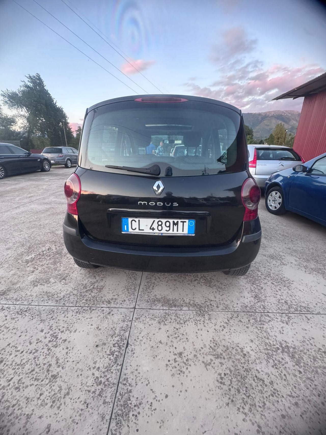 Renault Modus 1.5 dCi 65CV Luxe Privilège