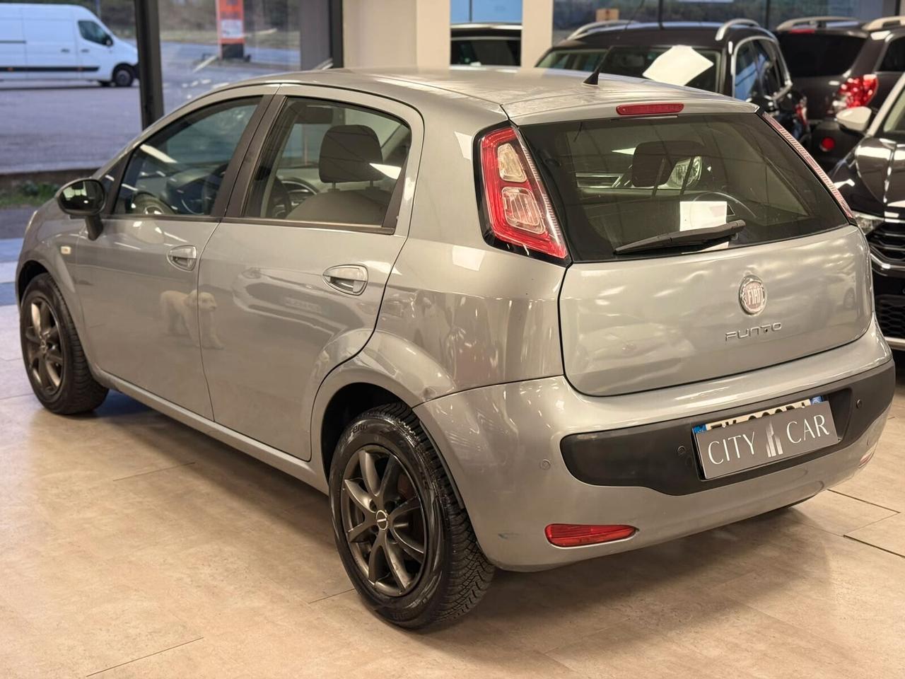 Fiat Punto Evo 1.3 Mjt 95 CV DPF 5 porte S&S Dualogic Dynamic