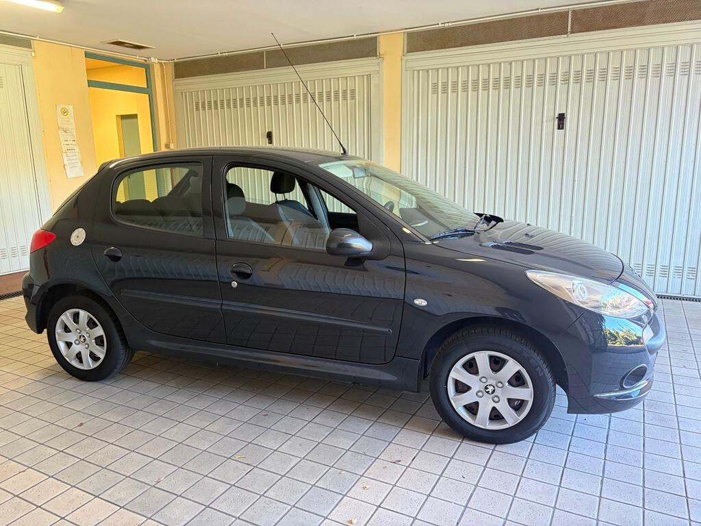 Peugeot 206 Plus 1.1 60CV 5p. Energie