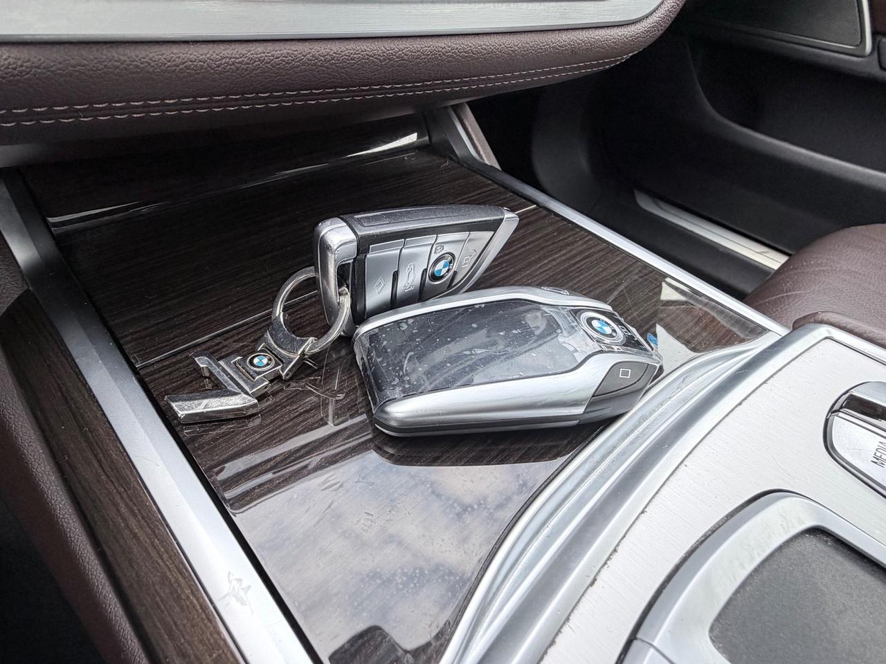 BMW 730d 286CV IBRIDA xDrive 48V 2022 EURO6 GARANZIA