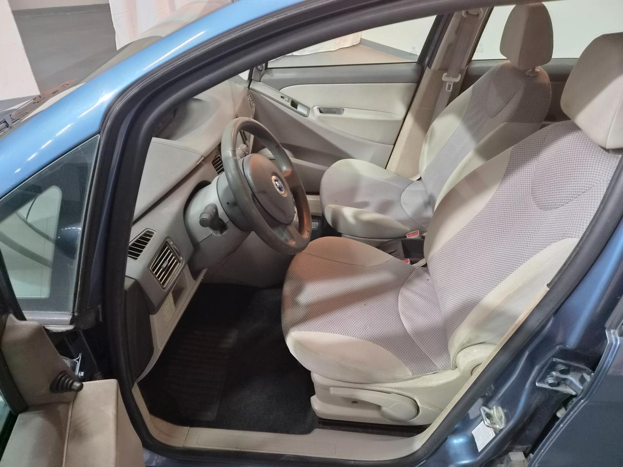 Fiat Idea 1.4 16V Emotion
