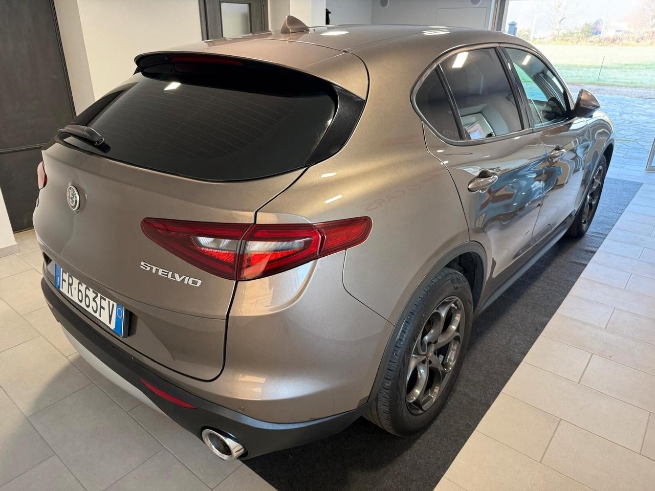Alfa Romeo Stelvio 2.2 Turbodiesel 210 CV AT8 Q4 sport edition