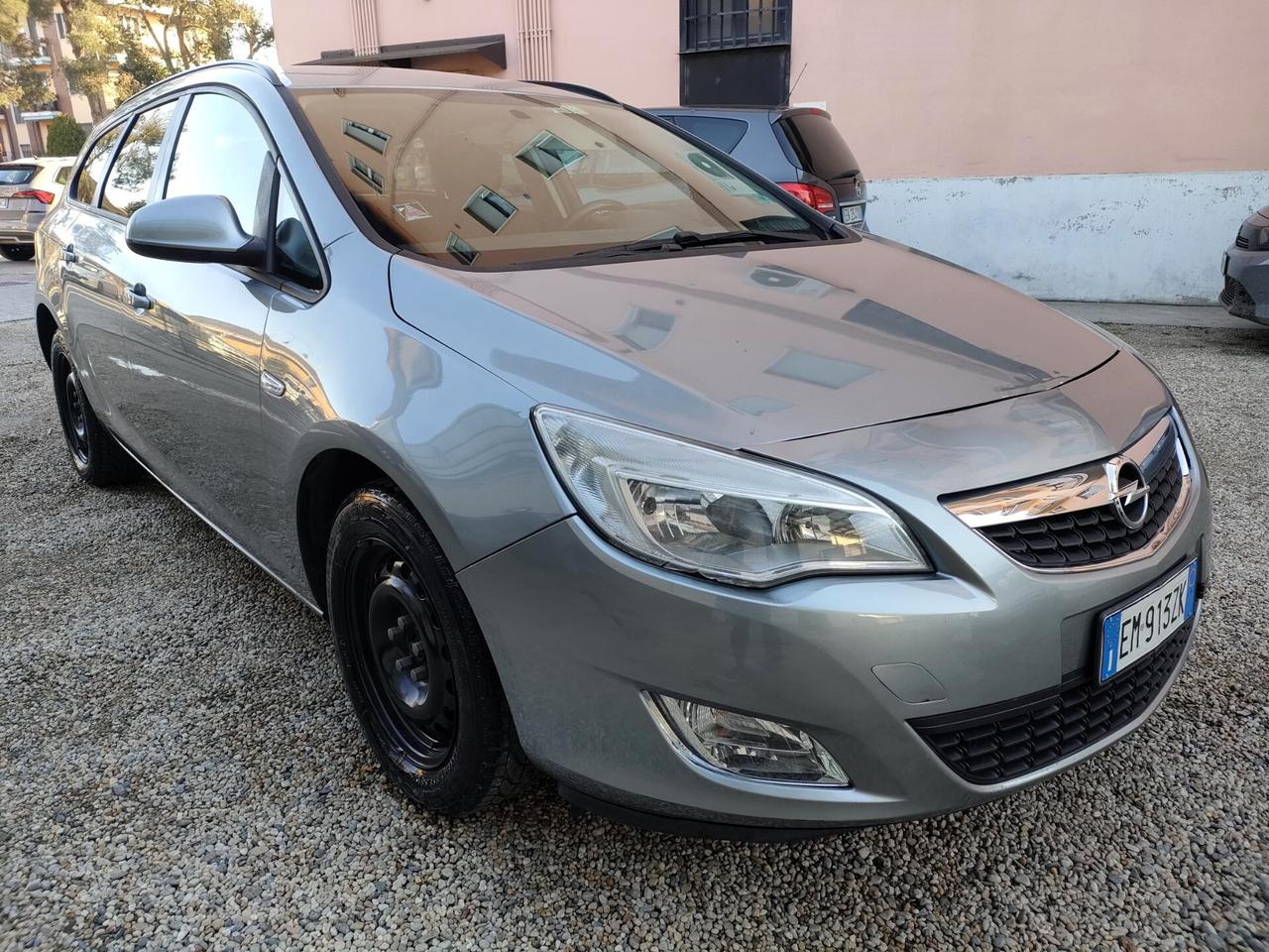 Opel Astra SW 1.4 t Cosmo Gpl 2032