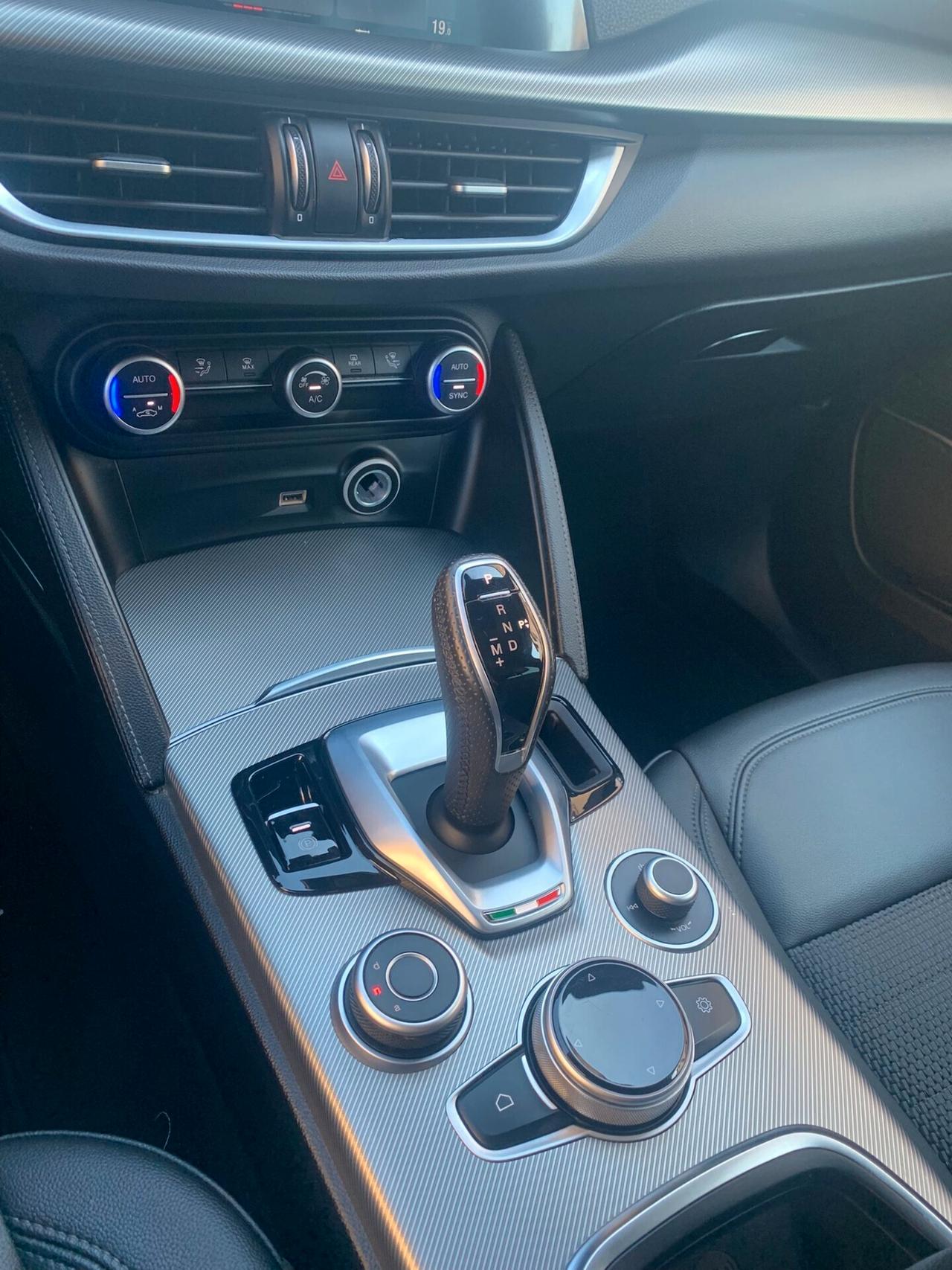 Alfa Romeo Stelvio 2.2 Turbodiesel 190 CV AT8 Q4 Sprint