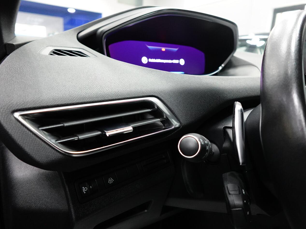 Peugeot 3008 II 1.5 BlueHDI 130 CV EAT8 ALLURE PACK