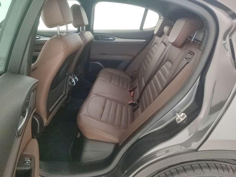 Alfa Romeo Stelvio 2.2 t Executive Q4 210cv auto my19
