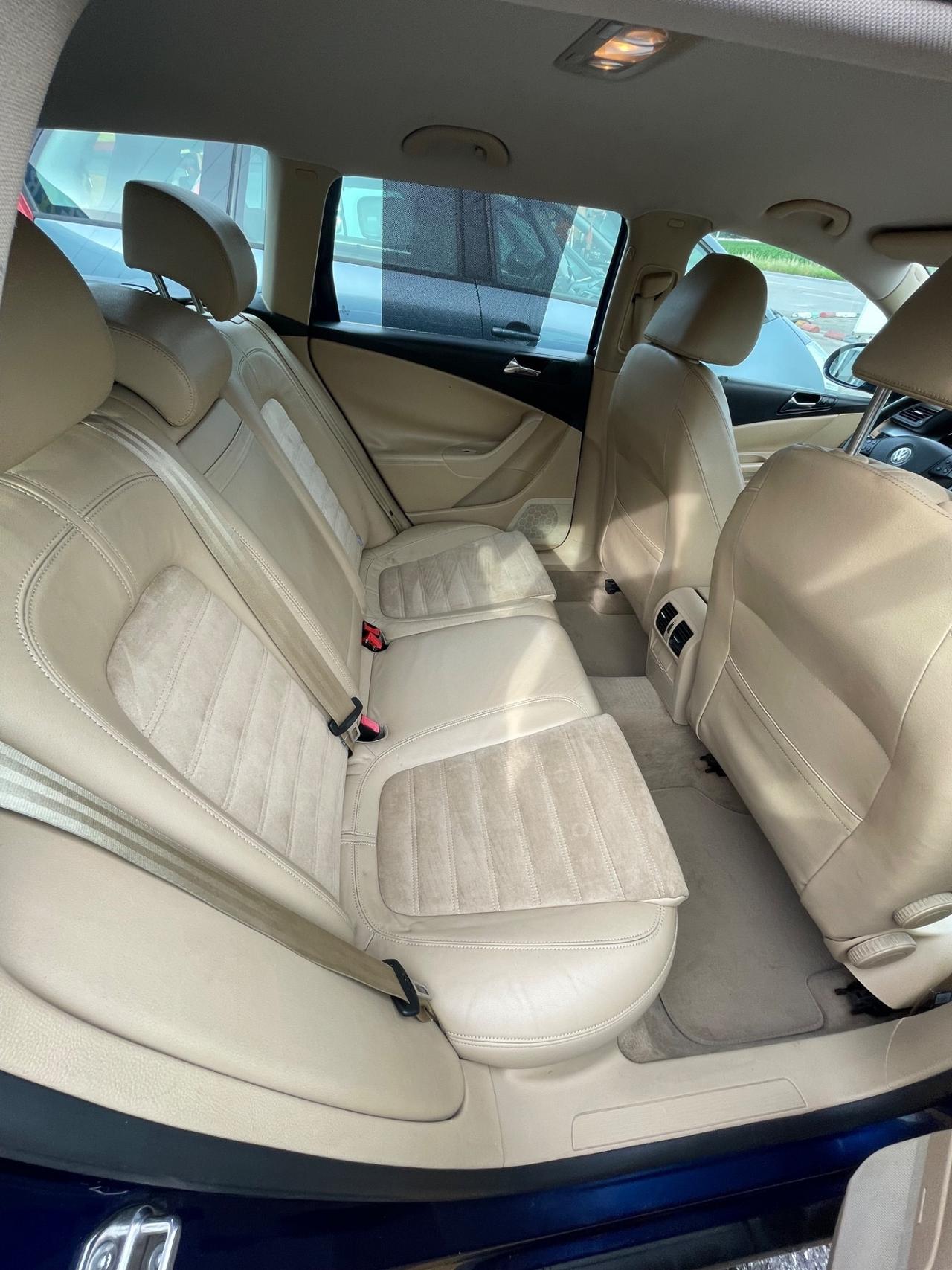 Volkswagen Passat 2.0 TDI DPF Var. Comfortline