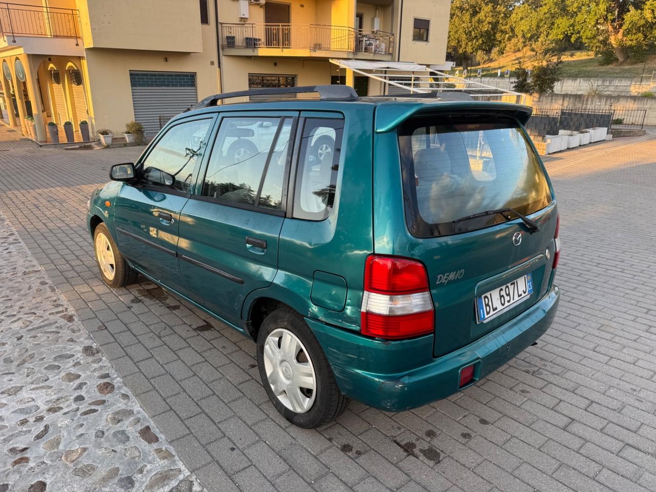 Mazda Demio 1.3i 16V cat GLX 75