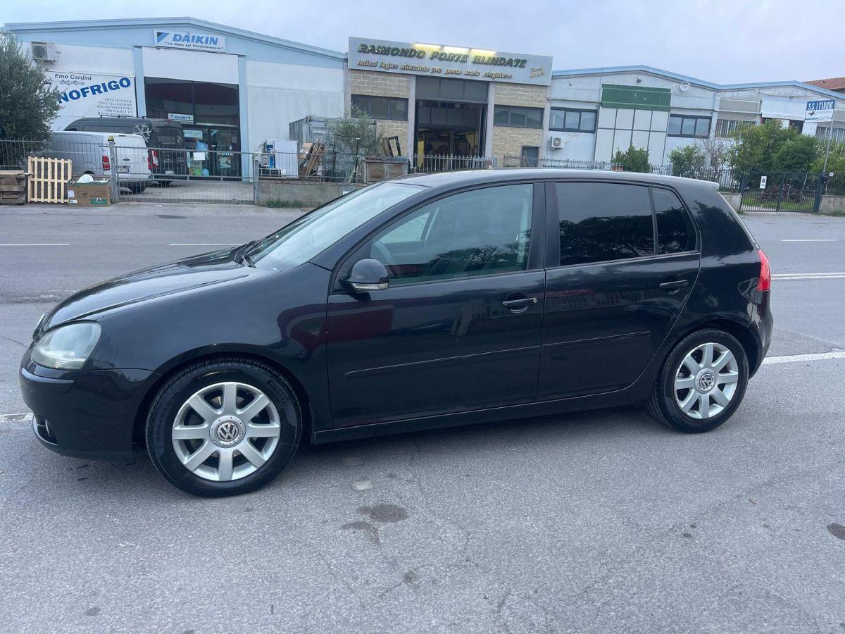 VOLKSWAGEN - Golf - 2.0 16V TDI 5p. Sportline